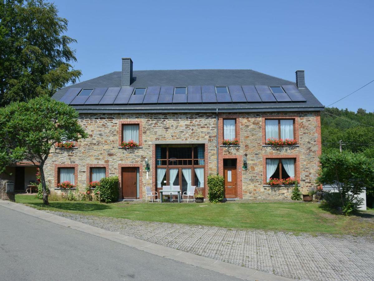 Lovely Holiday Home In Daverdisse With Terrace ภายนอก รูปภาพ