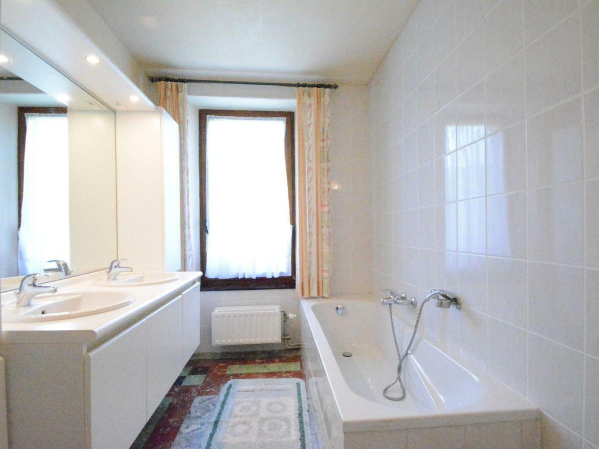 Lovely Holiday Home In Daverdisse With Terrace ภายนอก รูปภาพ